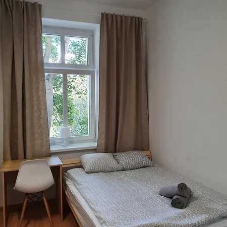 Na Parterze 10 Minut Pieszo Do Centrum & Parking Accommodatie bij particulieren Sopot