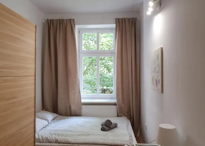 Na Parterze 10 Minut Pieszo Do Centrum & Parking *