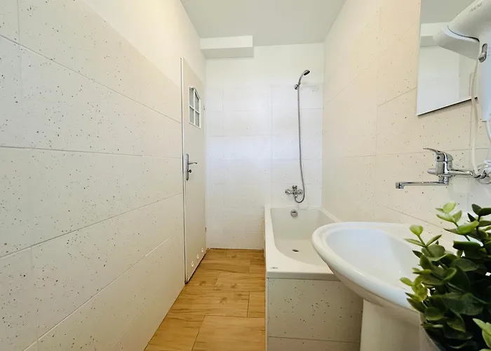 Na Parterze 10 Minut Pieszo Do Centrum & Parking Zoppot