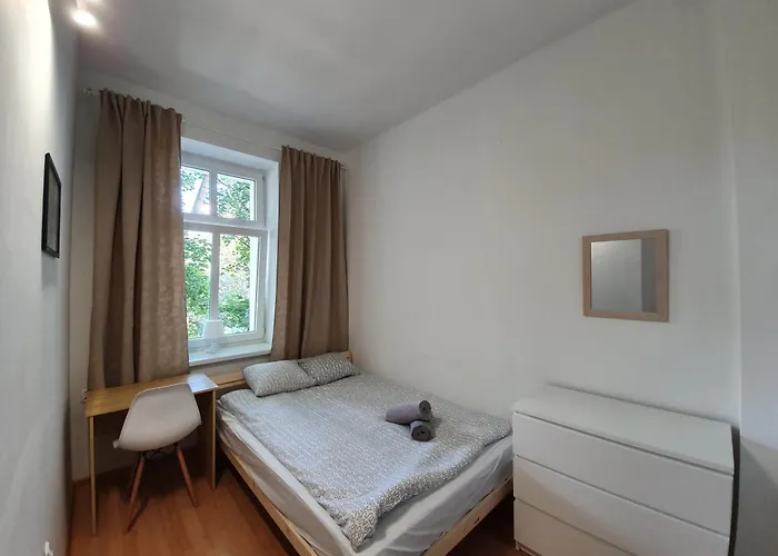 Na Parterze 10 Minut Pieszo Do Centrum&parking Ubytování v soukromí